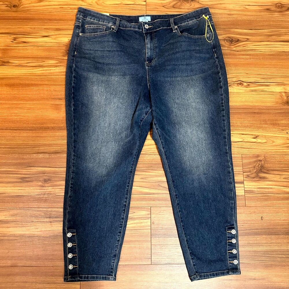 CeCe Jeans Women 22W Plus Blue Denim Pearl Button Hem Classic Skinny Zip Fly NWT